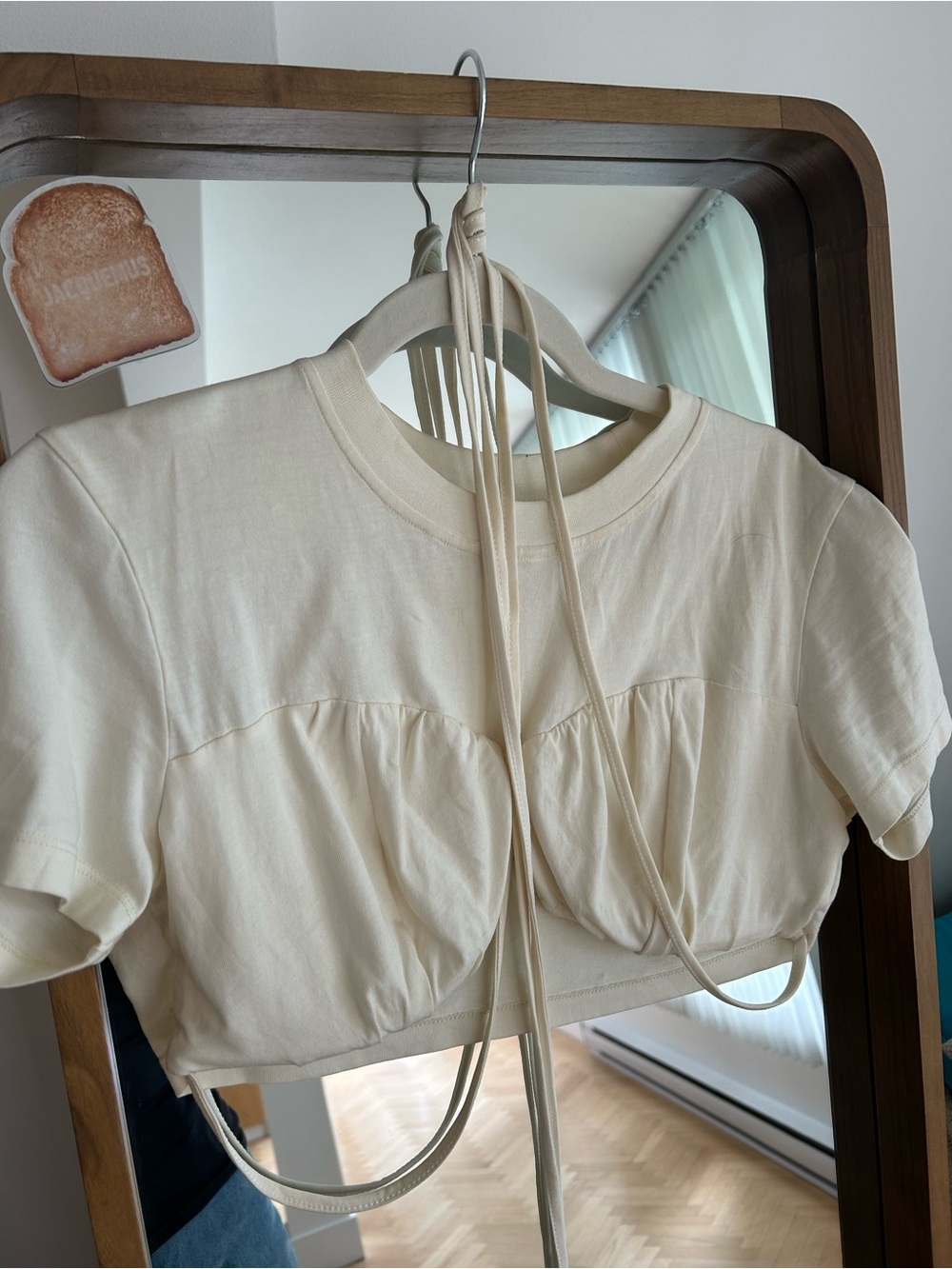 Jacquemus Cream Cropped Tie-Front Top